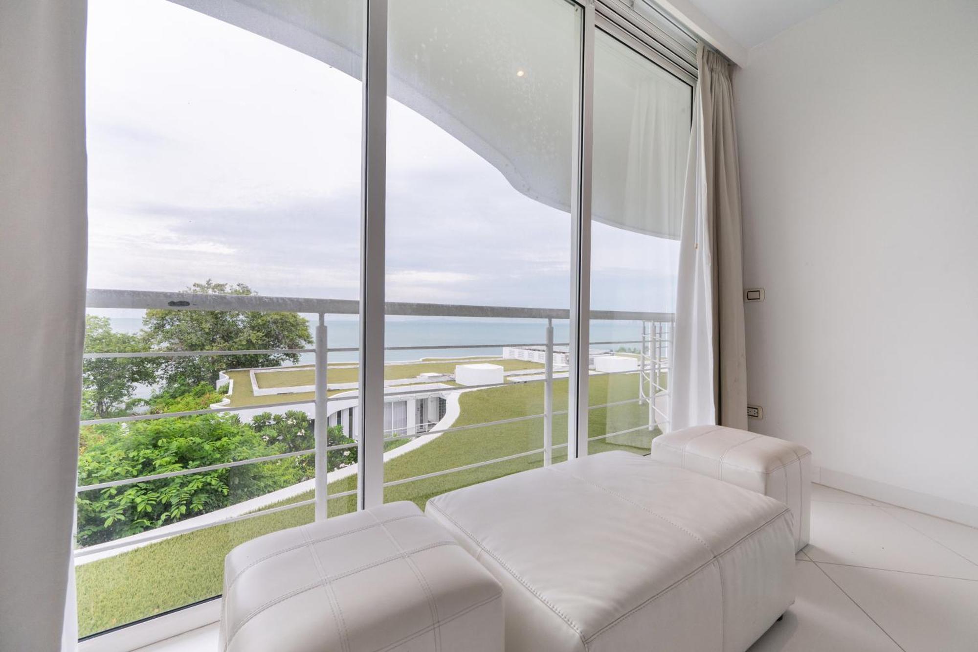 Pure Sunset Beach - Ocean View Room, Pattaya 纳仲天 外观 照片