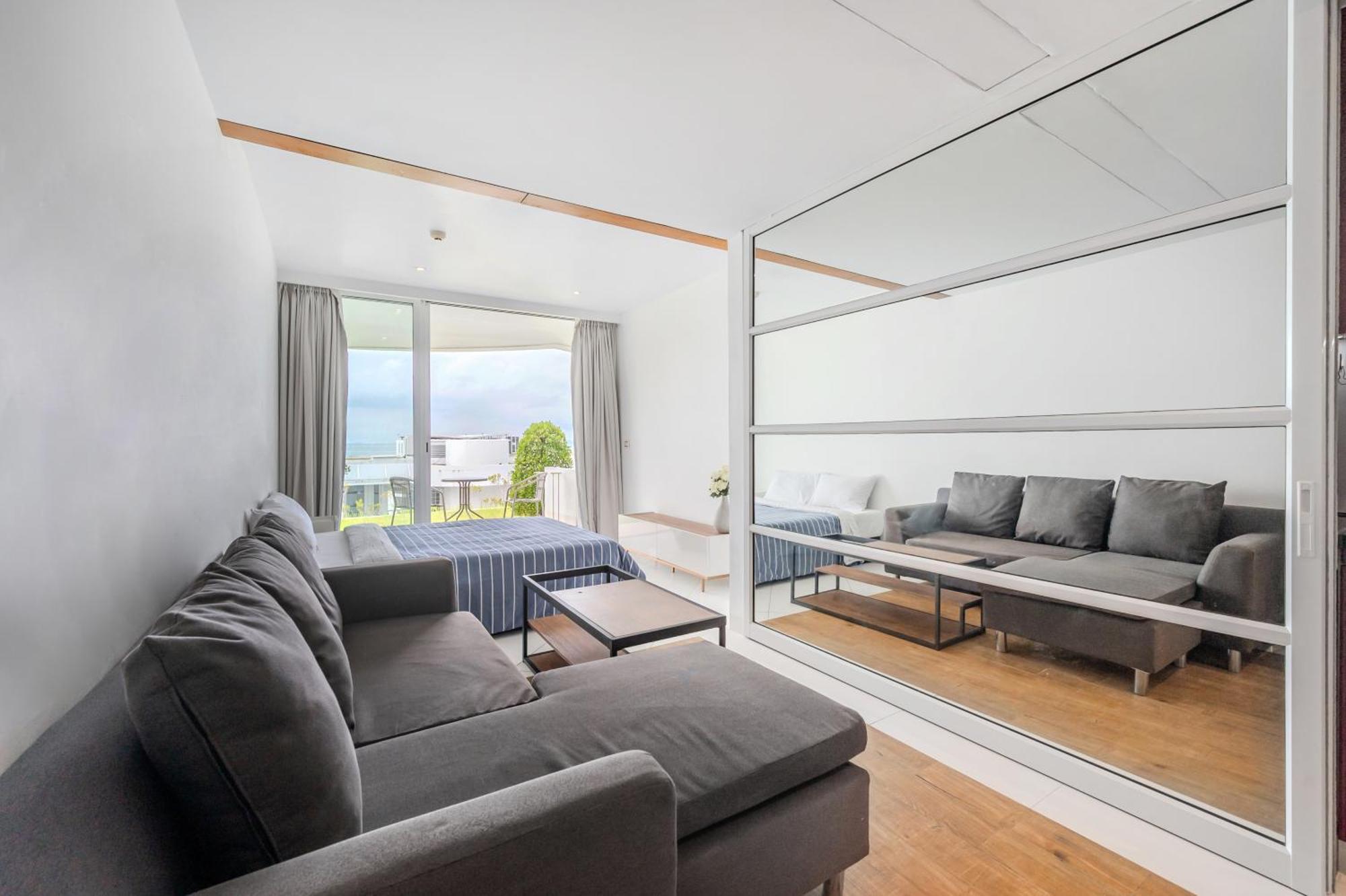Pure Sunset Beach - Ocean View Room, Pattaya 纳仲天 外观 照片